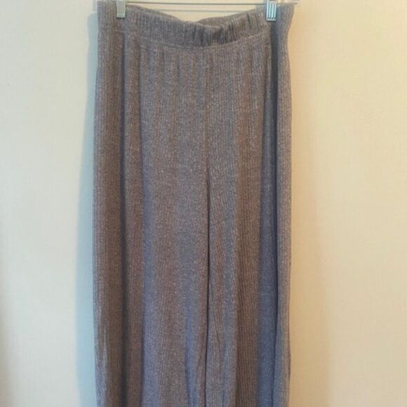 SO Gray Knit Wide-leg pants, size XL - Picture 1 of 4